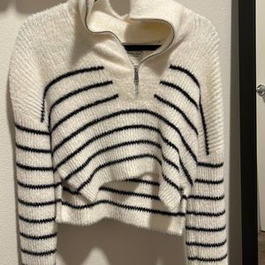 Fleece half zip striped jacket